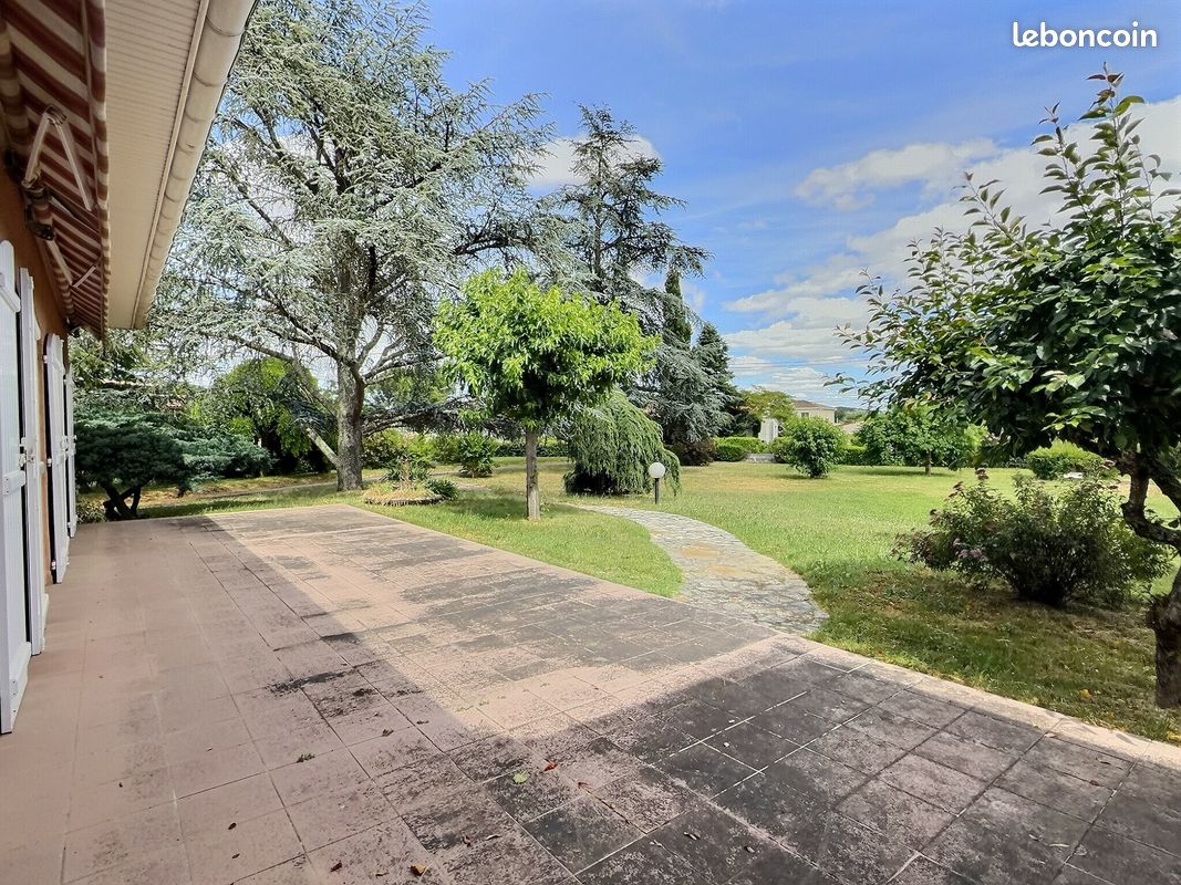 Propriété 5 pièces 175 m² (image 22)