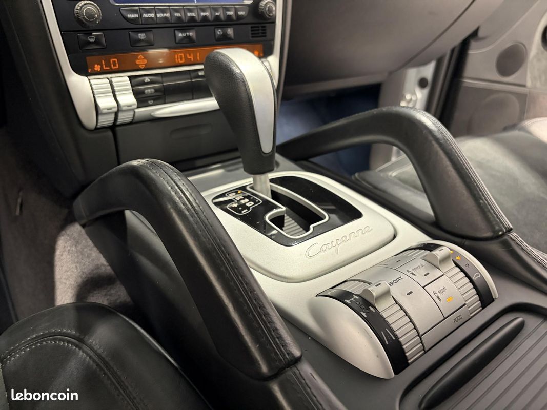 PORSCHE CAYENNE 4.8 V8 GTS Tiptronic S BVA (image 10)