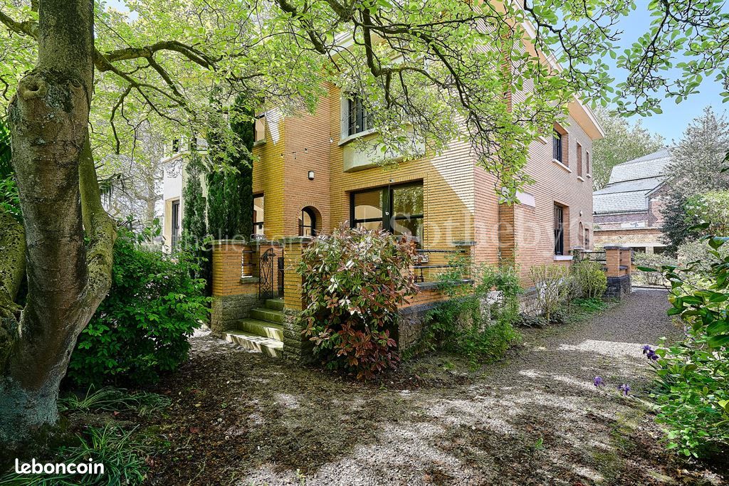 Maison 7 pièces 208 m² · à Lambersart · 208 m² · 1 365 000 €