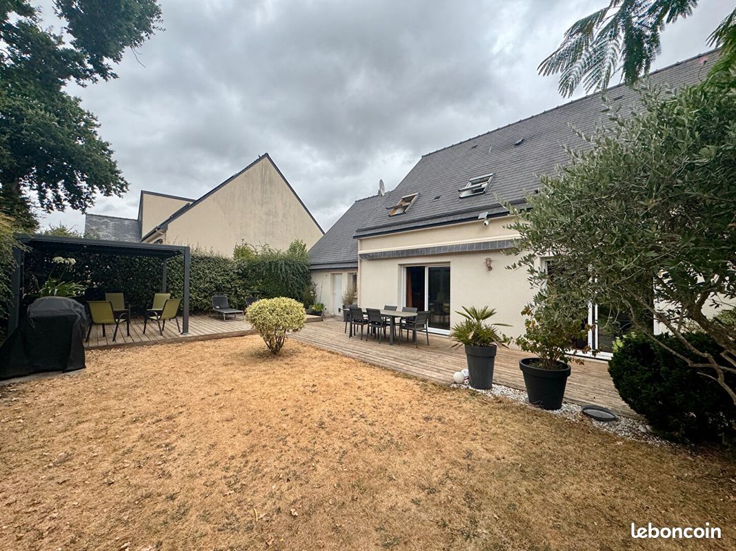 Maison 7 pièces 150 m² · à Vitré · 150 m² · 442 000 €