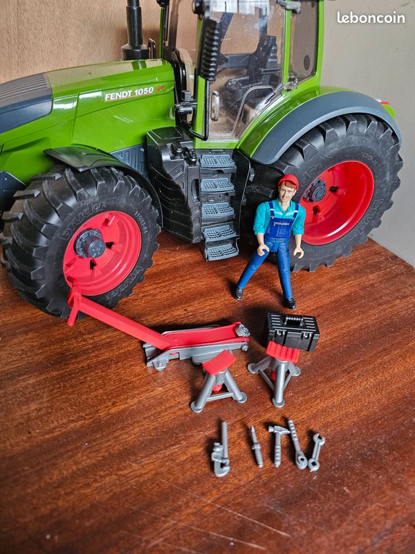 Accessoires Pour Tracteur Jouet Fendt 1050 Vario Bruder - Lot De Pièces Neuves Réf. 44043