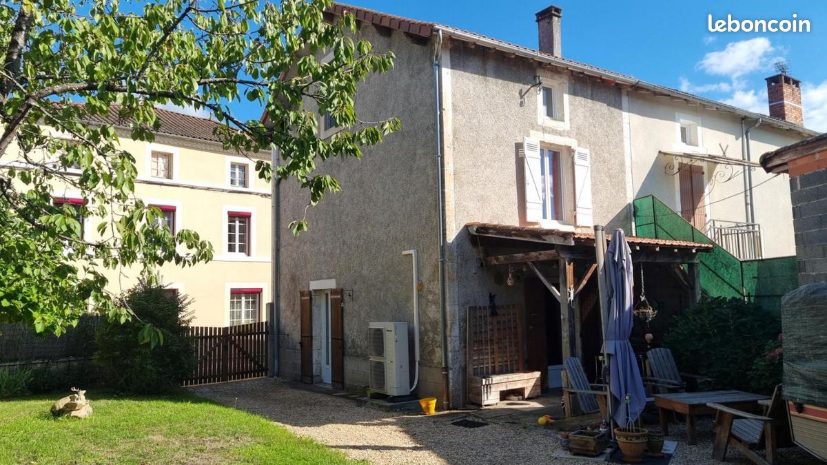 Maison 5 pièces 93 m² · à Saint-Pardoux-la-Rivière · 93 m² · 97 500 €