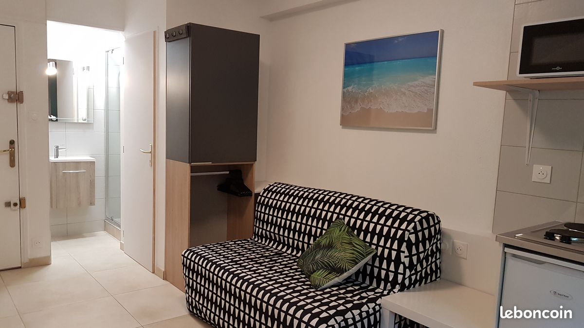 Appartement 1 pièce 14 m² · à Grenoble · 14 m² · 450 €