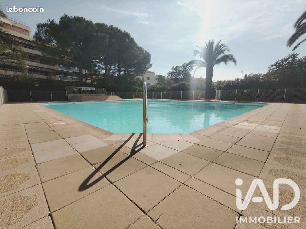 Appartement 1 pièce 35 m² · à Fréjus · 35 m² · 190 000 €