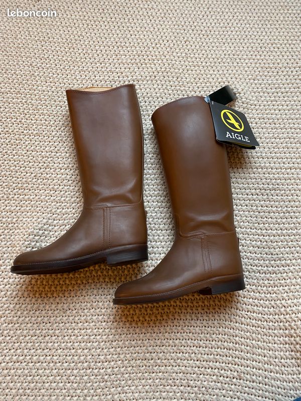 Botte neuves cavalières aigle caoutchouc (taille 31) Chaussures
