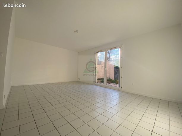 https://img.leboncoin.fr/api/v1/lbcpb1/images/0c/58/eb/0c58ebeeb01e6f3e3857998b2147a17fb95659e2.jpg?rule=ad-image