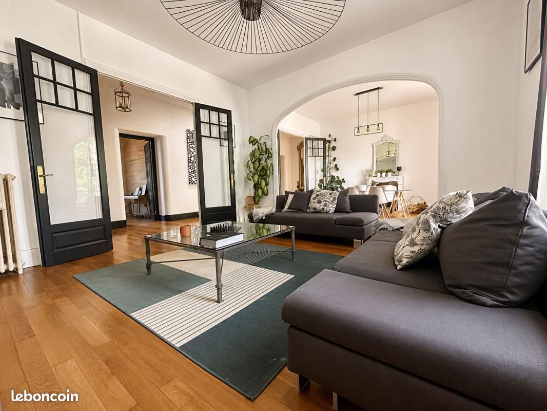 Appartement 6 pièces 152 m² · à Roanne · 152 m² · 199 000 €