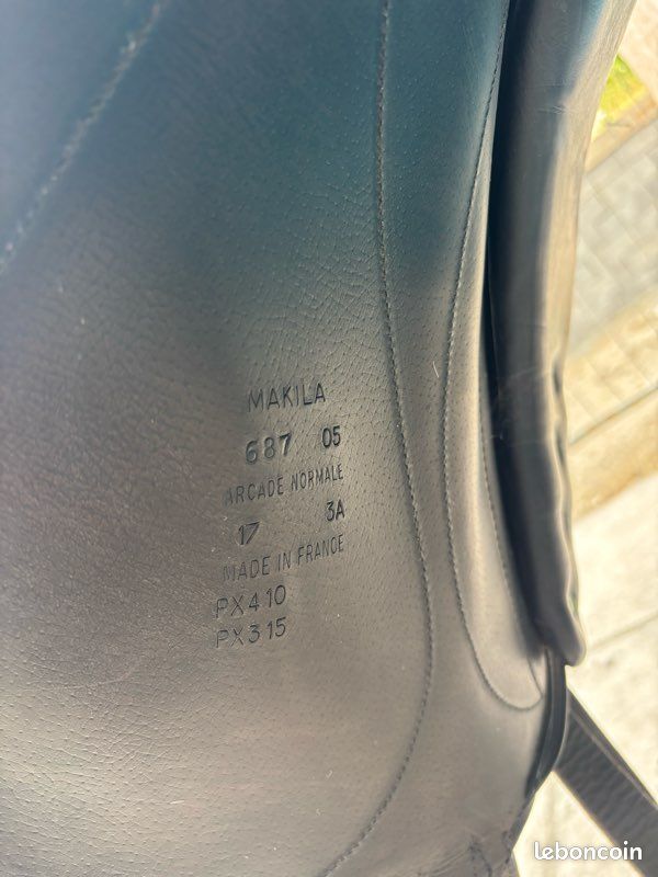 Selles de dressage : Sports et Loisirs