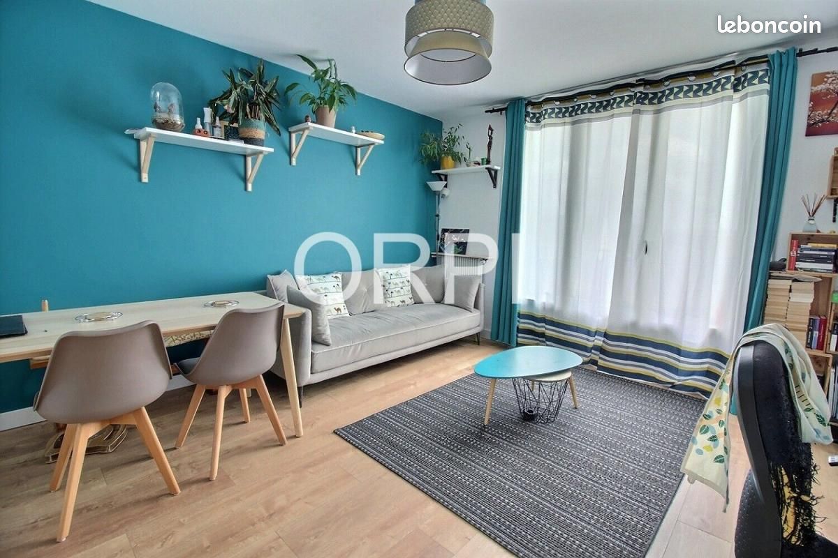 Appartement 3 pièces 57 m² · à Viry-Châtillon · 57 m² · 914 €/mois