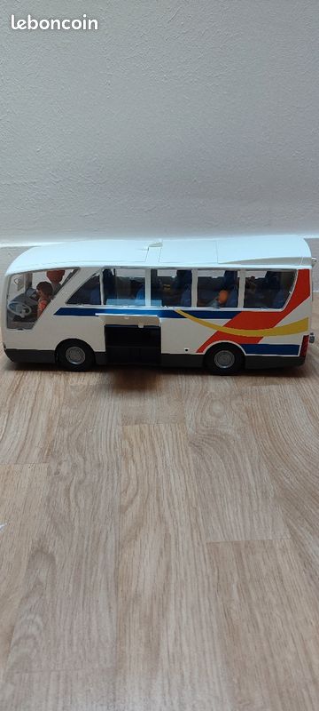 Bus + arrêt + panneaux playmobil (image 2)