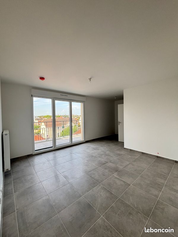 Appartement 1 pièce 28 m² · à Saint-Maur-des-Fossés · 28 m² · 920 €/mois