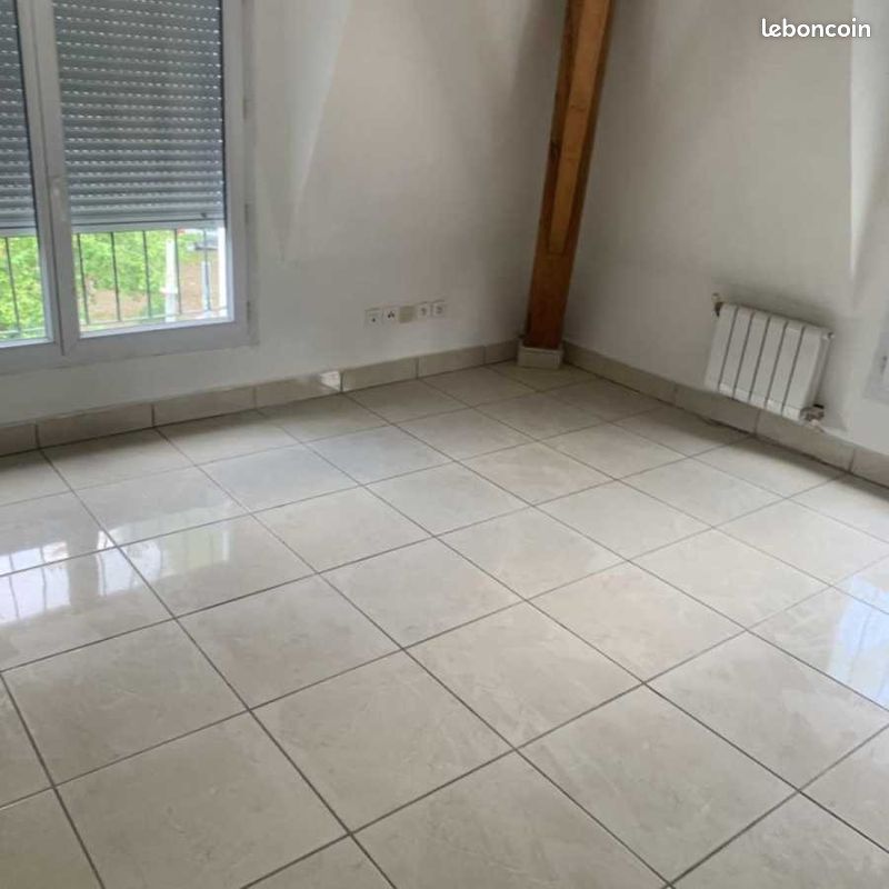 Appartement 3 pièces 57 m² · à Les Lilas · 57 m² · 1 250 €/mois
