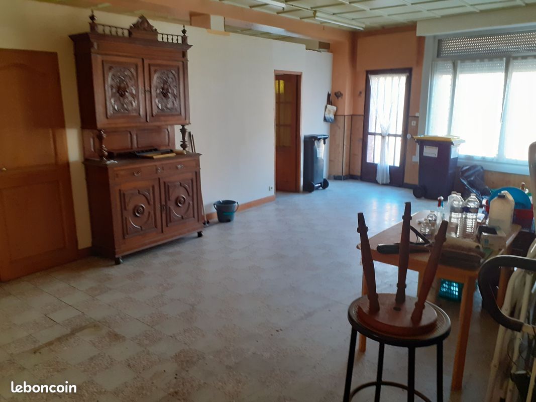 Maison 6 pièces 120 m² · à Marles-les-Mines · 120 m² · 75 000 €