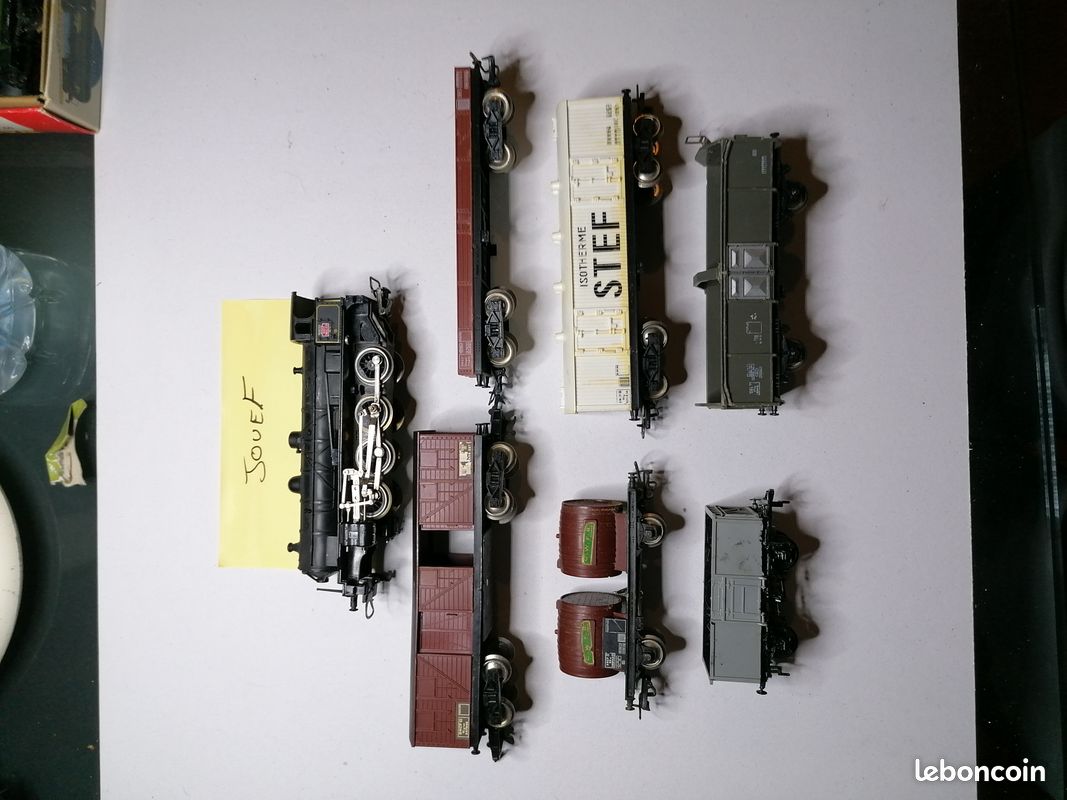 Train elec 14 (image 1)