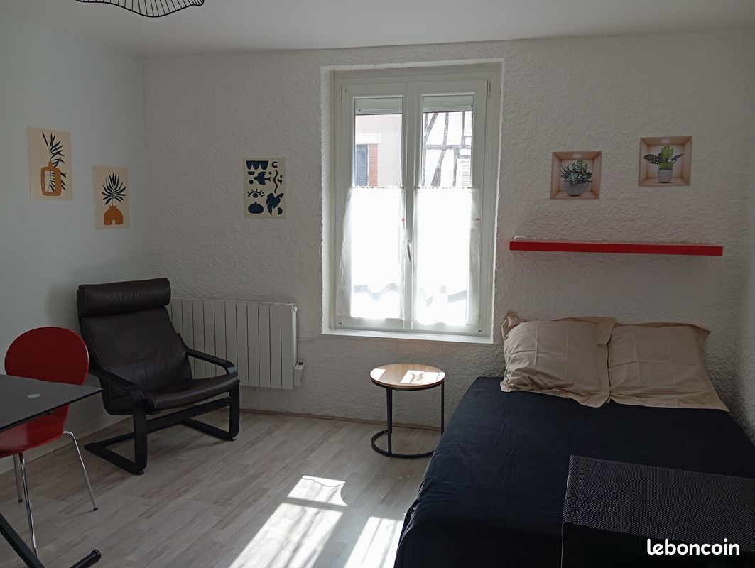Appartement 1 pièce 20 m² · à Châlons-en-Champagne · 20 m² · 390 €
