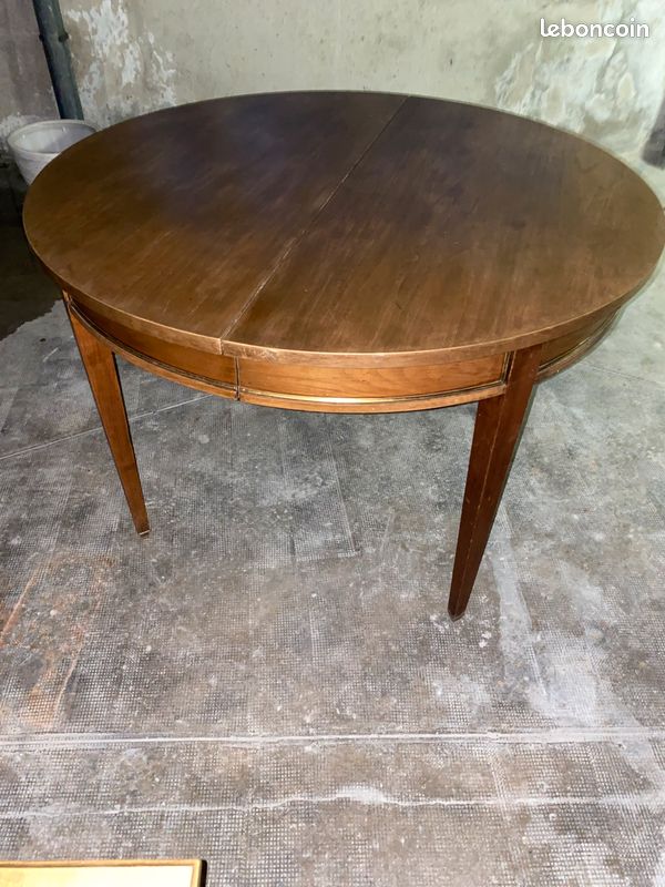 ✨ Table ronde ancienne en bois massif – Style Louis-Philippe – Authentique et élégante ✨ (image 1)