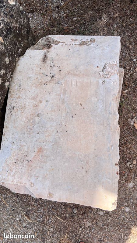 Plaques de pierre blanche probable marbre (image 2)