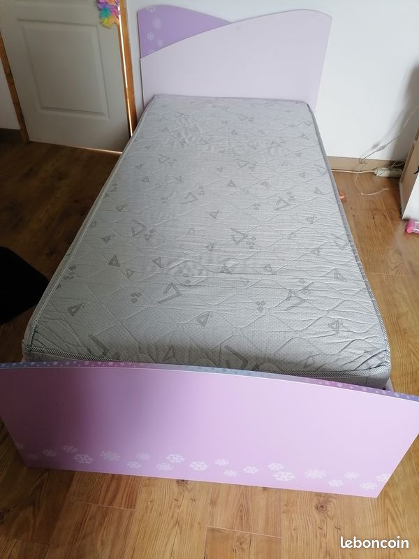 Lit fille 1 personne 90*190+ table chevet fille (image 1)