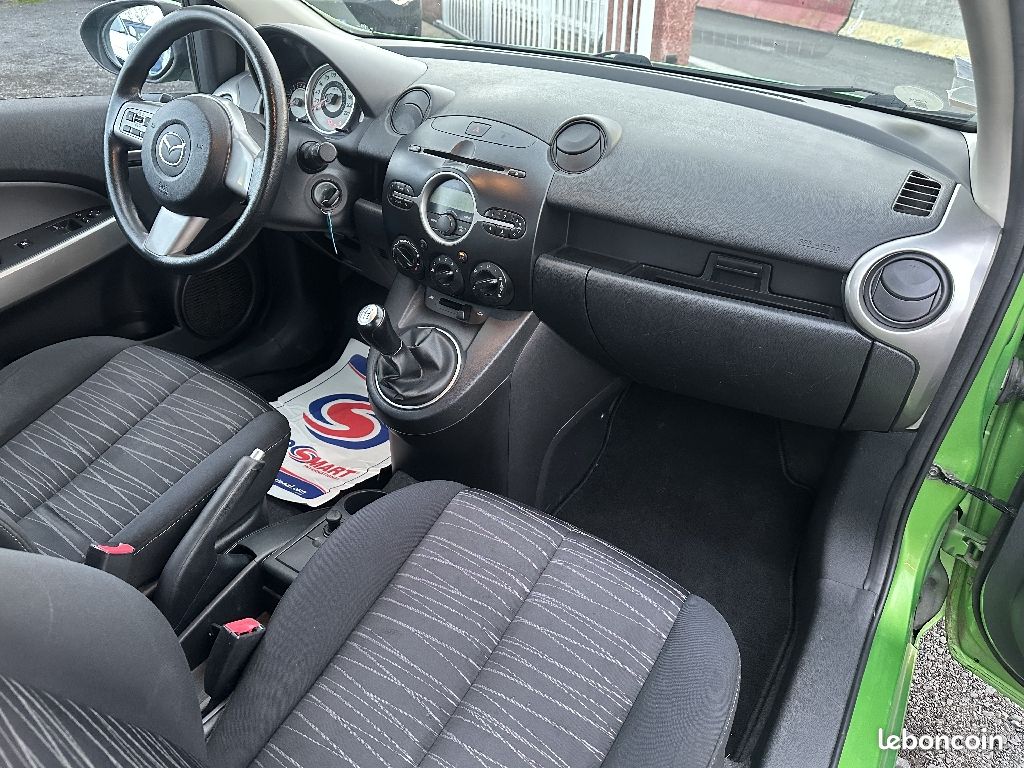 Mazda 2 1.3L 75cv (image 5)