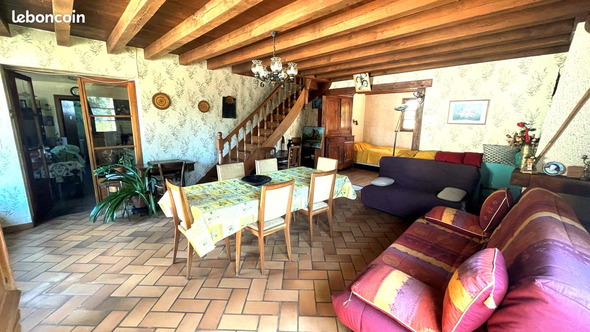 Maison 5 pièces 105 m² · à La Trimouille · 105 m² · 65 000 €