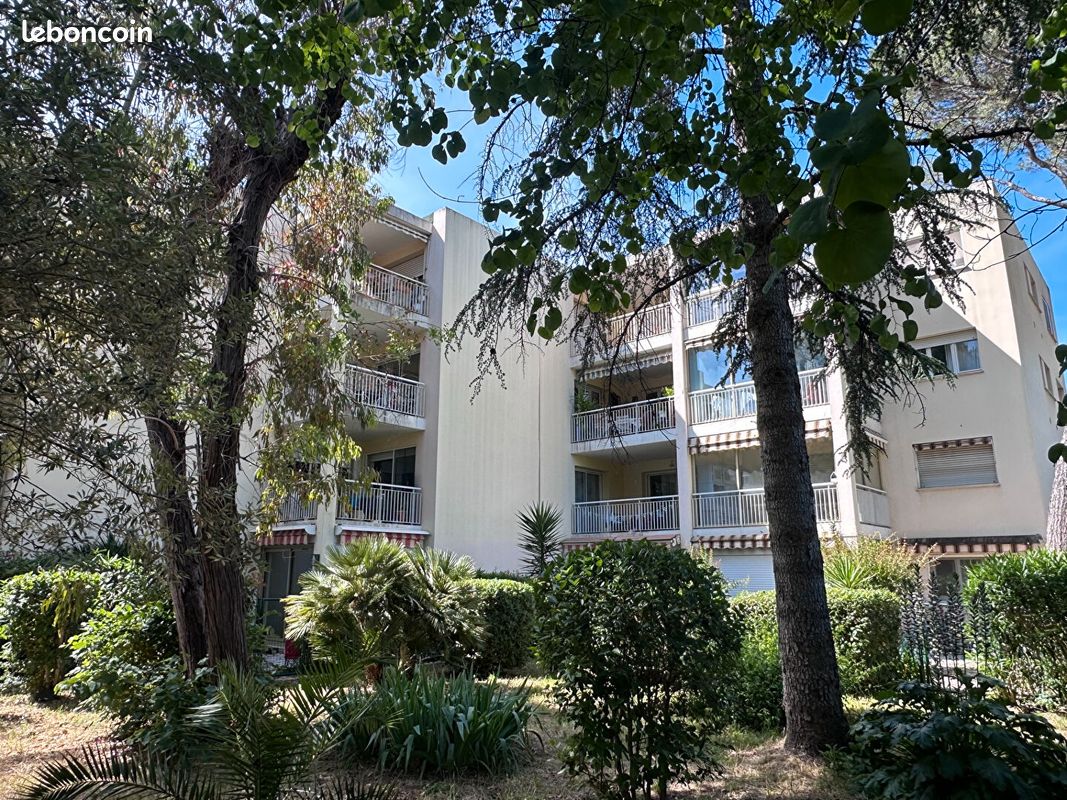 Appartement 3 pièces 64 m² · à Saint-Raphaël · 64 m² · 196 000 €