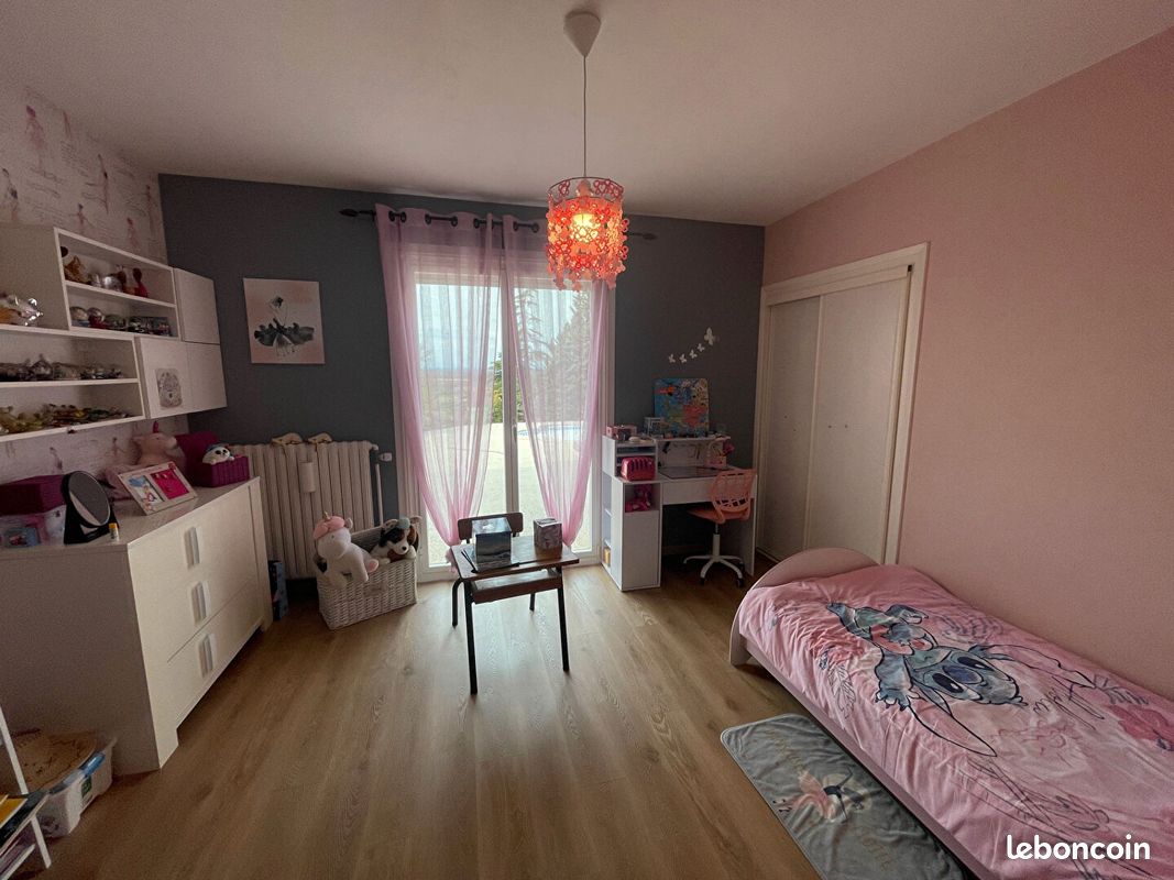 Villa 9 pièces 270 m² (image 13)