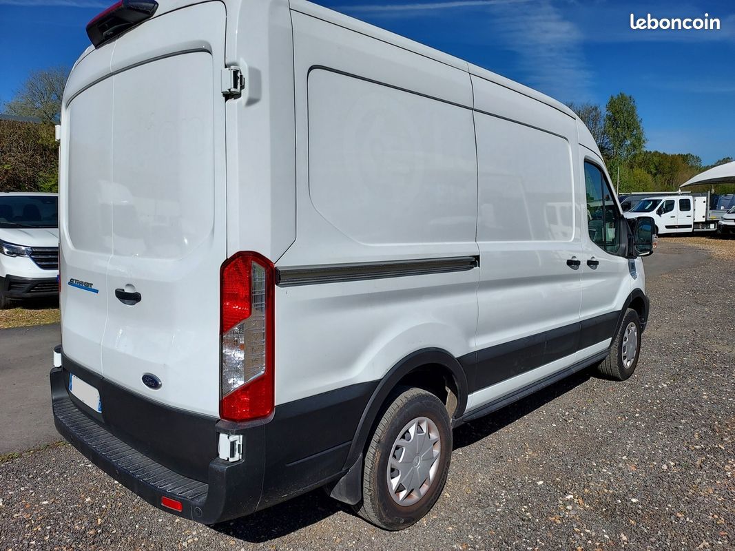 Ford TRANSIT 2T FG BRIDÉ À 90KM/H PE 350 L2H2 135 KW BATTERIE 75/68 KWH TREND BUSINESS (image 12)
