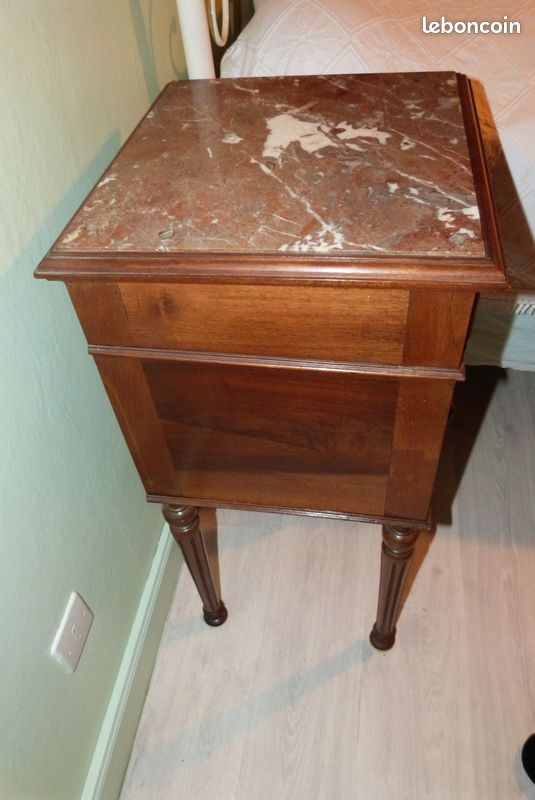 Table de chevet ancien bois et marbre (image 2)