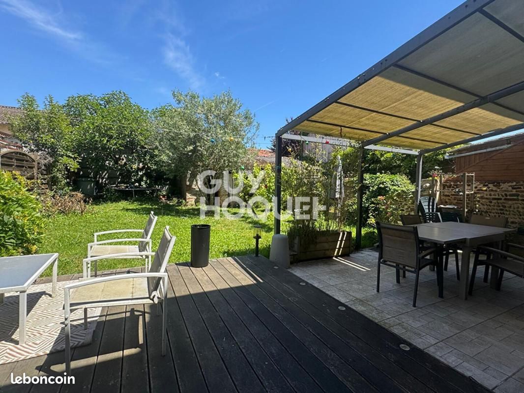 Maison 6 pièces 140 m² · à Grenade · 140 m² · 310 000 €
