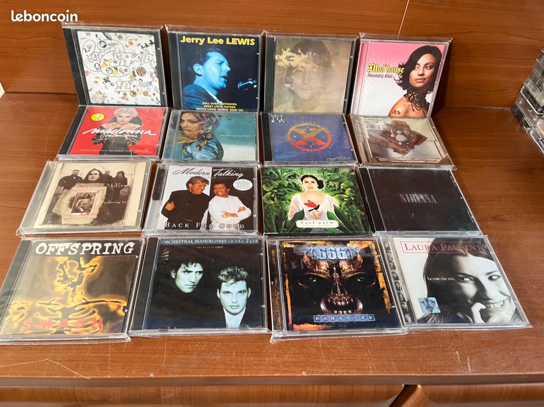 Lot de 48 CD Etrangers (image 2)