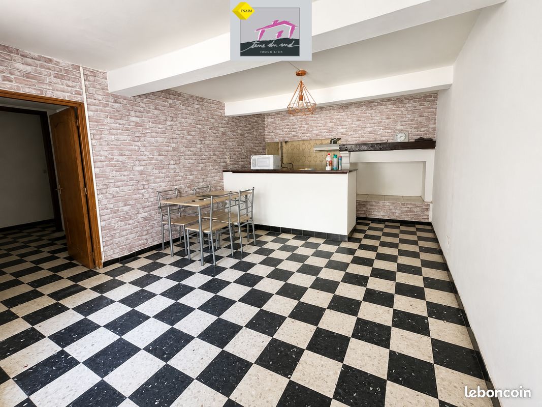 Maison 4 pièces 75 m² · à Moux · 75 m² · 60 000 €