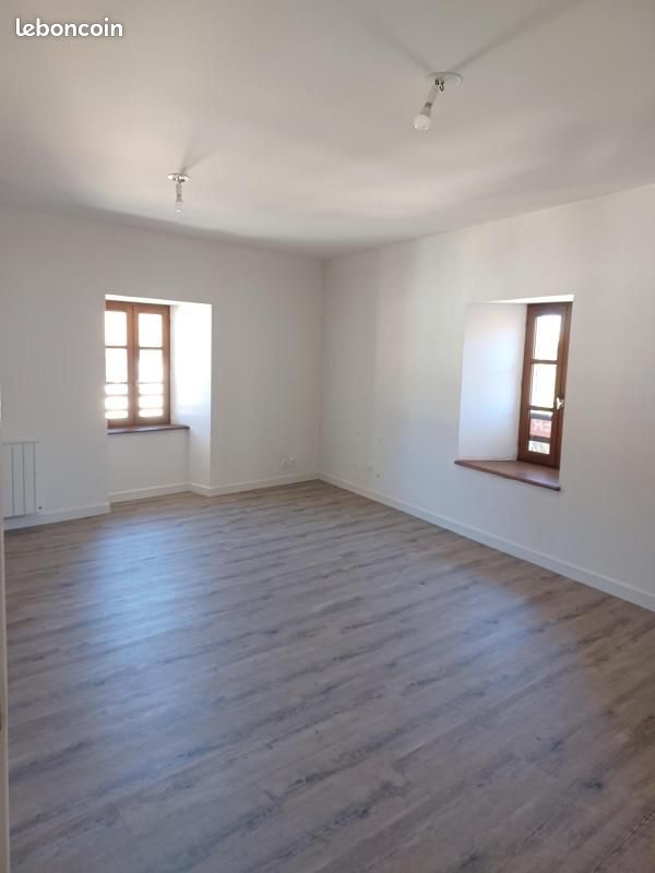 Appartement 2 pièces 63 m² · à La Côte-Saint-Didier · 63 m² · 294 €/mois