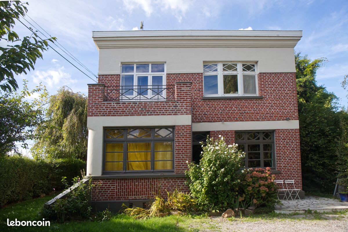 Maison 10 pièces 170 m² · à Deûlémont · 170 m² · 525 000 €