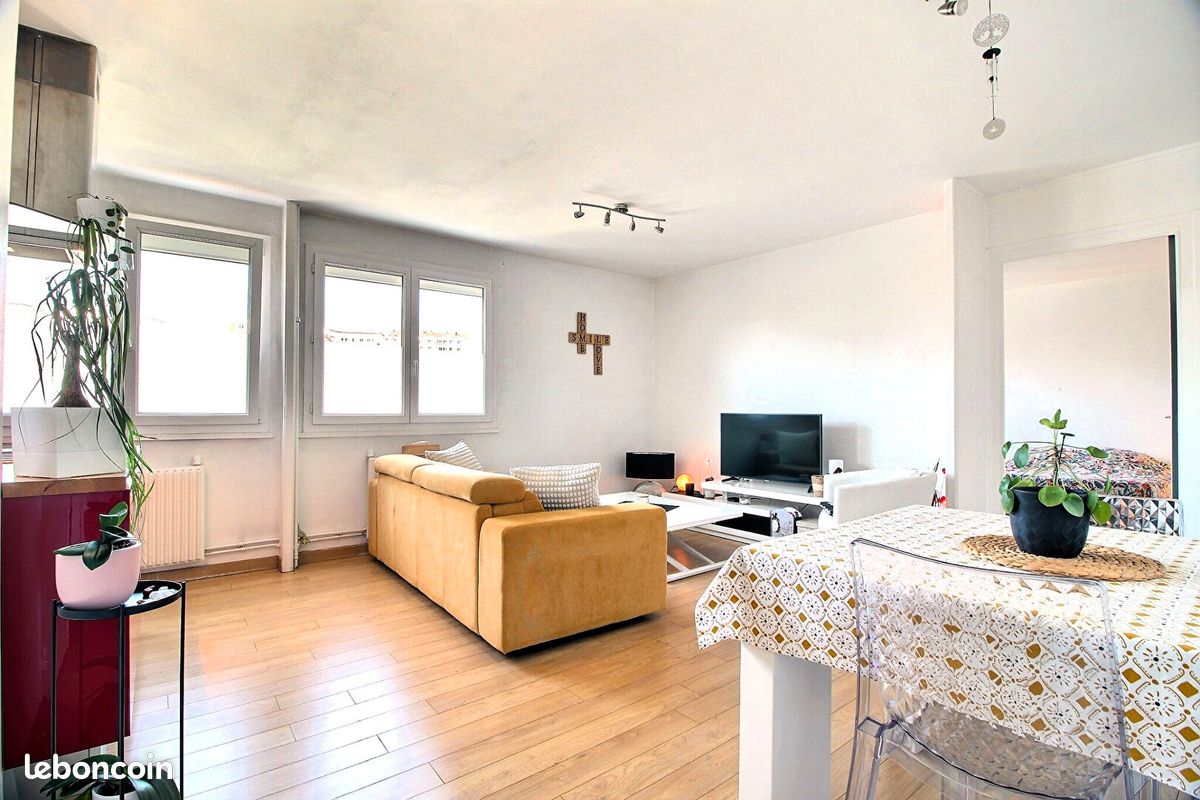 Appartement 2 pièces 56 m² · à Clermont-Ferrand · 56 m² · 129 900 €