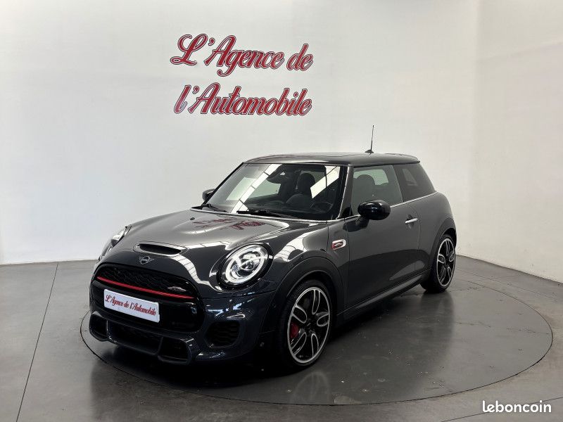 Mini MINI Mini III 2.0 i turbo 231 ch John Cooper Works /GPS / Caméra / Radar / Toit ouvr (image 1)