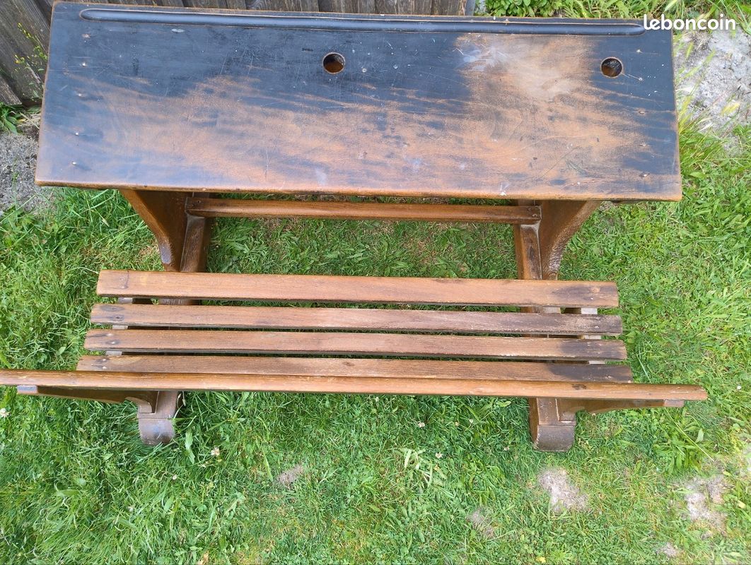 Bureau d'écolier en bois massif (image 2)