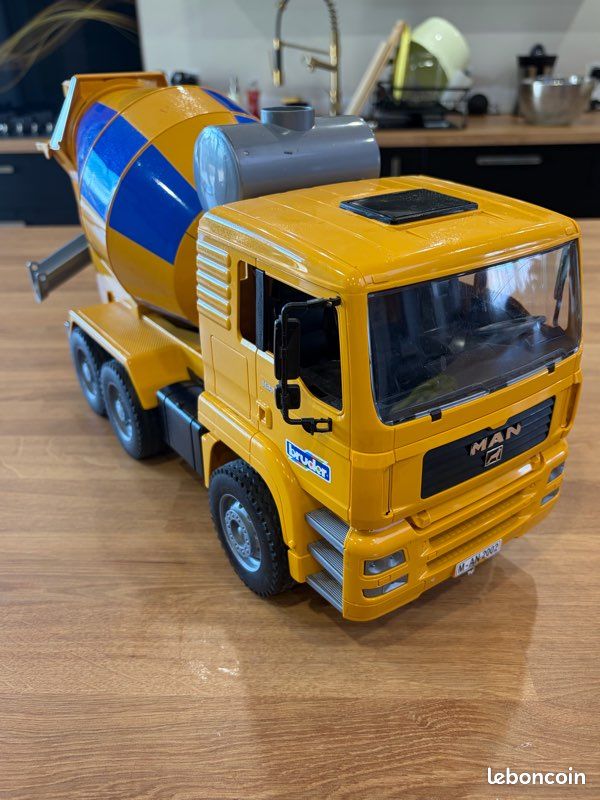 Camion toupie (image 1)