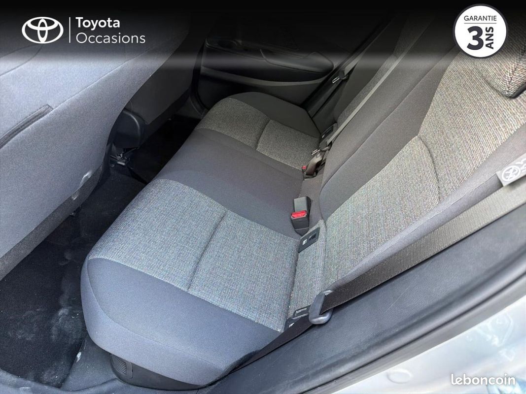 Toyota C-HR 1.8 Hybride 140ch Graphic MY26 (image 12)