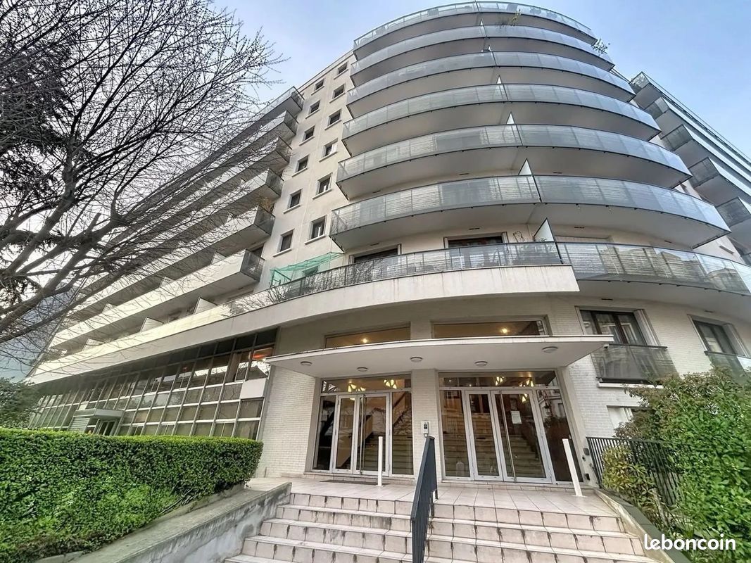 Appartement 1 pièce 27 m² · à Puteaux · 27 m² · 880 €/mois