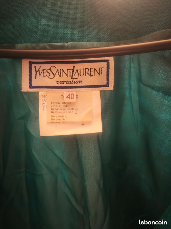 Ensemble tailleur Yves Saint Laurent Variation – Vintage années 80/90 – Lin vert – État parfait (image 6)