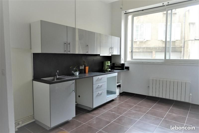 Appartement 1 pièce 35 m² · à Grenoble · 35 m² · 590 €/mois