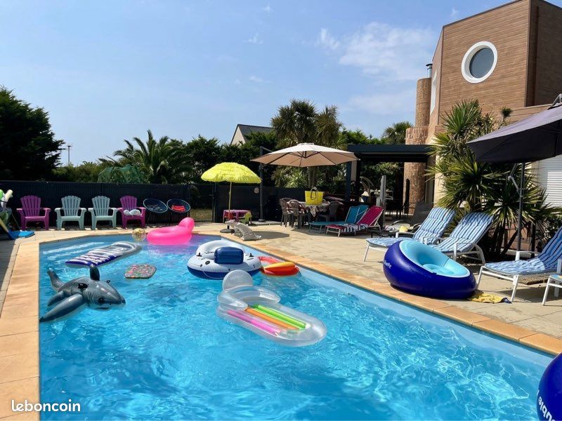 Maison 6 pièces 162 m² · à Plougonvelin · 162 m² · 595 000 €