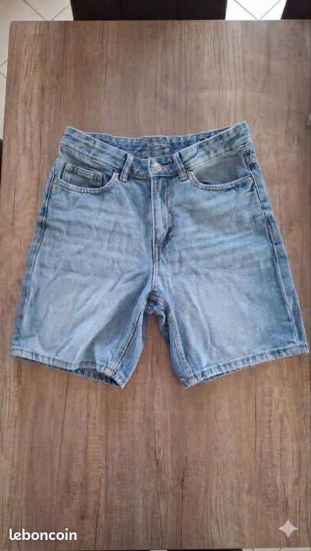 Short jean kiabi xs tout genre (image 1)