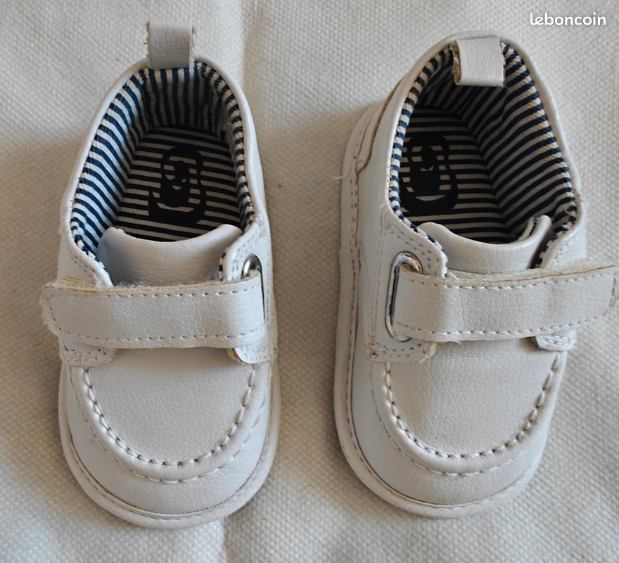 Chaussure blanche cérémonie pour bébé 6-12 mois (neuves) (image 1)