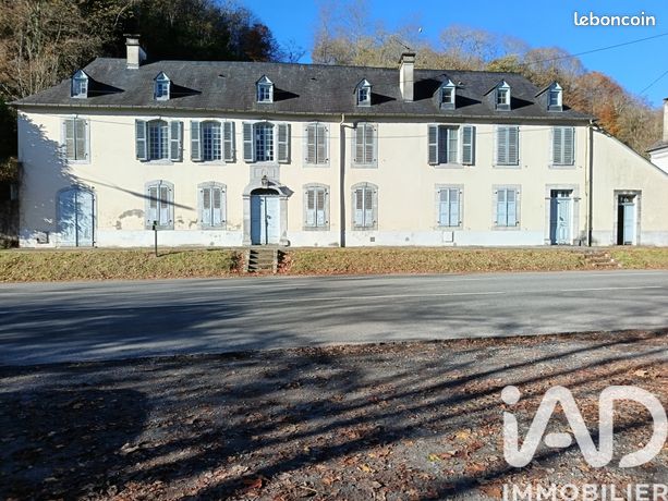 Propriété 12 pièces 383 m²