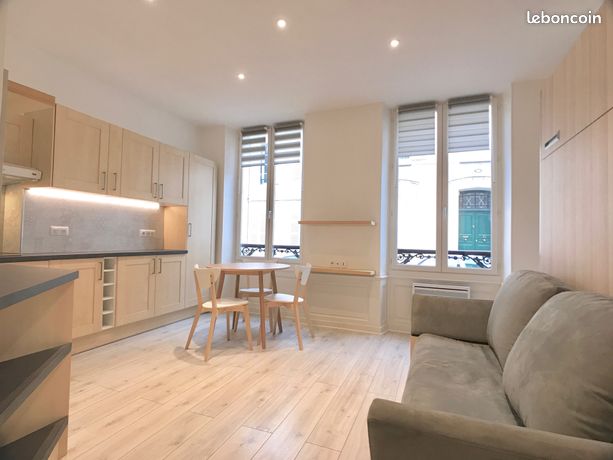 Studio 1 pièce 25 m²