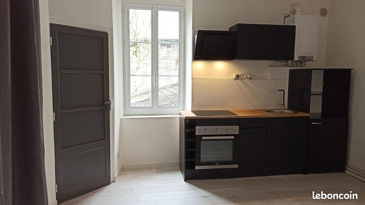 Appartement 3 pièces 80 m² · à Provins · 80 m² · 830 €