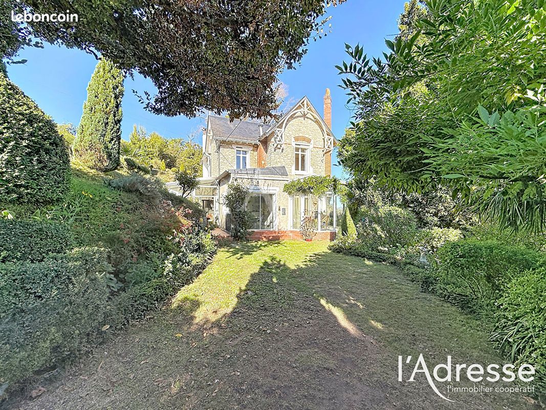 Maison 6 pièces 161 m² · à Saint-Avertin · 161 m² · 650 000 €