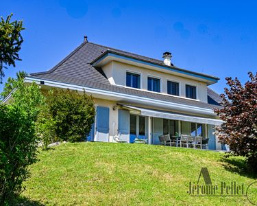 Maison 800 000 € - 235 m²