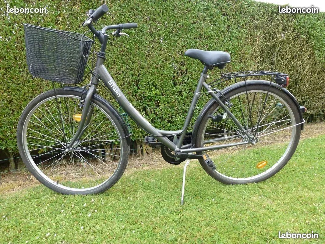 Vélo femme avec panier b'twin décathlon 26/27 pouces Elops city